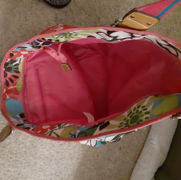 Tote - Picture 2 of 2